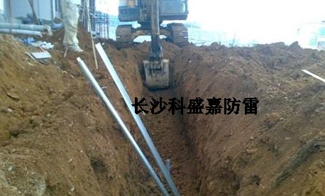 你知道為什么做防雷地網(wǎng)時，挖溝要0.5米寬，1米深